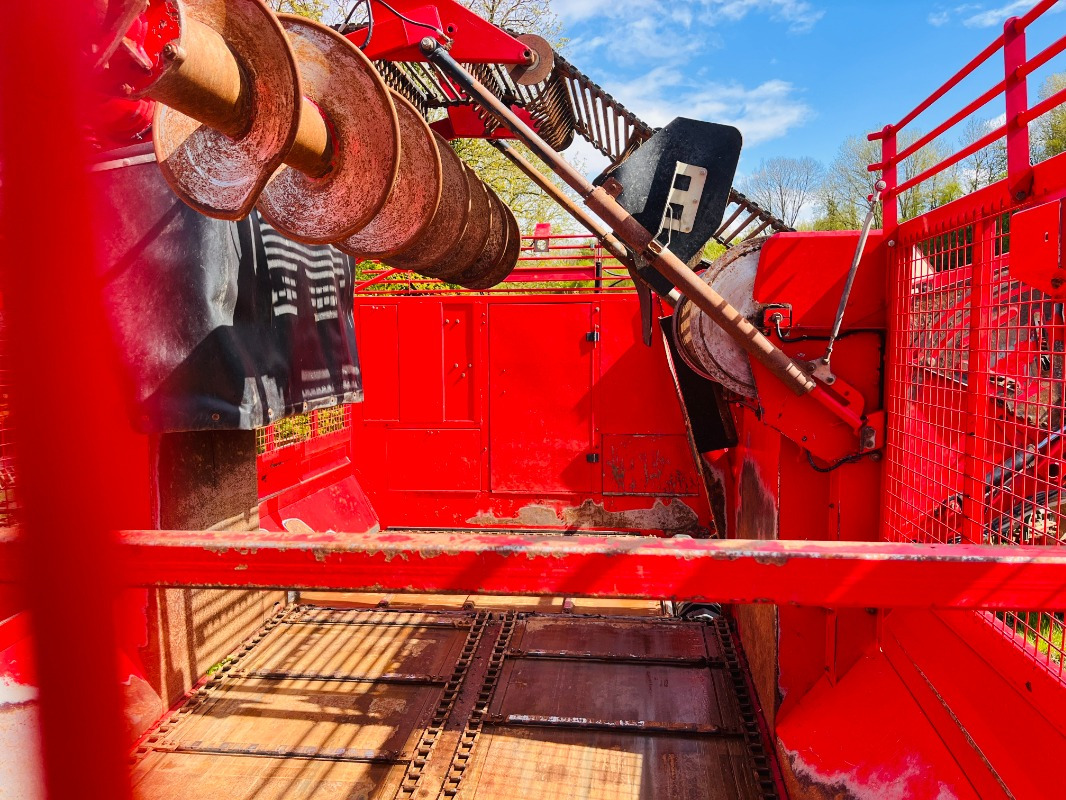 Holmer T4-30 - آلة حصاد: صور 5 Holmer T4-30 - آلة حصاد: صور 5