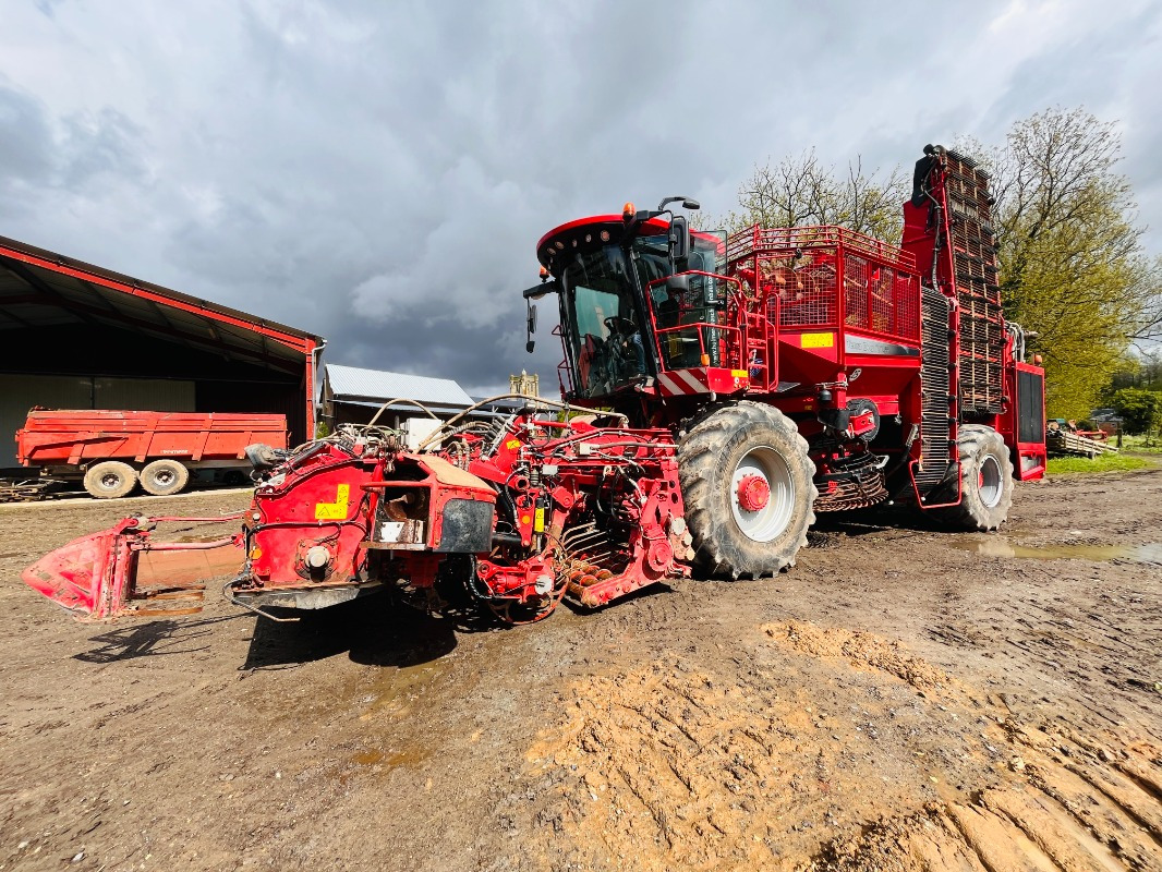 Holmer T4-30 - آلة حصاد: صور 1 Holmer T4-30 - آلة حصاد: صور 1