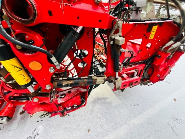 Holmer T4-40 - آلة حصاد: صور 2 Holmer T4-40 - آلة حصاد: صور 2