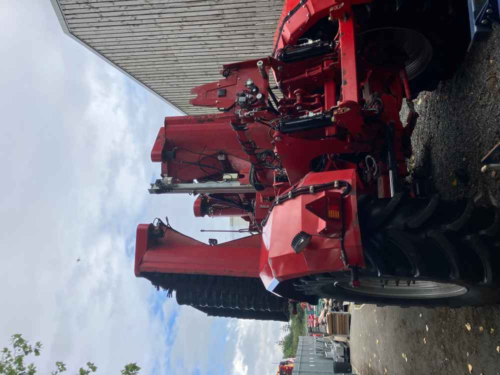 آلات الحصاد للعنب ASA-Lift Red Beet Topper: صور 13