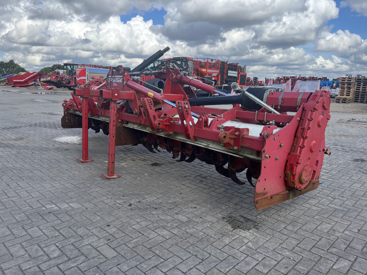آلة حصاد Grimme Grimme GF 600, Triple Bed/6 Row Tilla/Rotovator: صور 11 آلة حصاد Grimme Grimme GF 600, Triple Bed/6 Row Tilla/Rotovator: صور 11