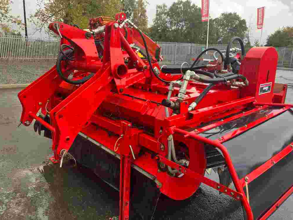 Grimme HT 210 - آلة حصاد: صور 3 Grimme HT 210 - آلة حصاد: صور 3