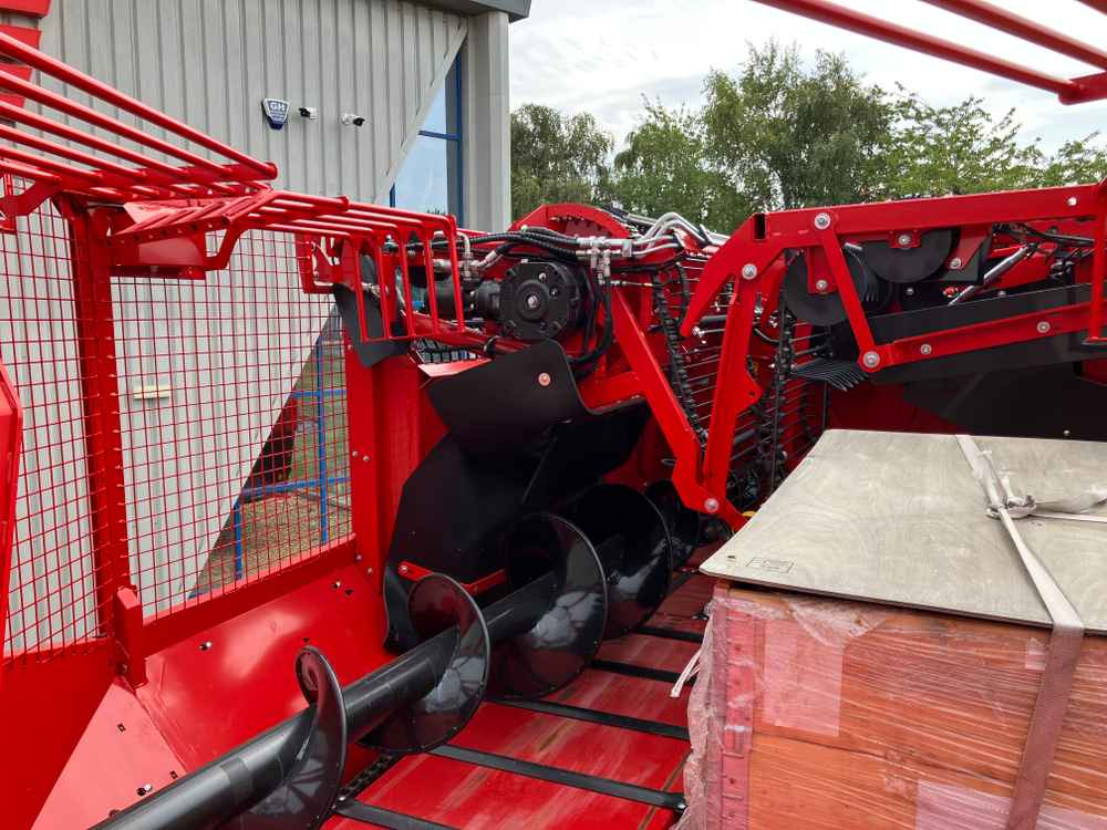 Grimme REXOR 6200 - ال معدات حراثه: صور 3 Grimme REXOR 6200 - ال معدات حراثه: صور 3