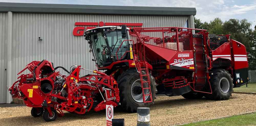 Grimme REXOR 6200 - ال معدات حراثه: صور 1 Grimme REXOR 6200 - ال معدات حراثه: صور 1