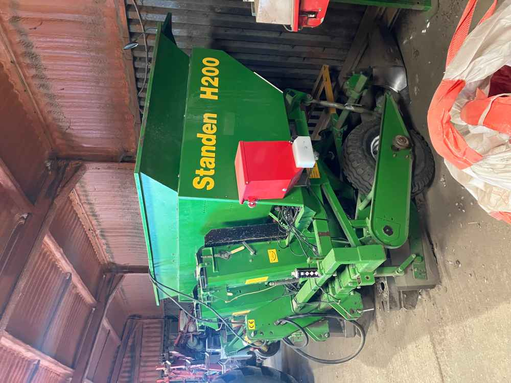 Standen Standen BB2/H200, 2 Row, Mounted, Cup, Potato Planter - آلة حصاد: صور 1 Standen Standen BB2/H200, 2 Row, Mounted, Cup, Potato Planter - آلة حصاد: صور 1