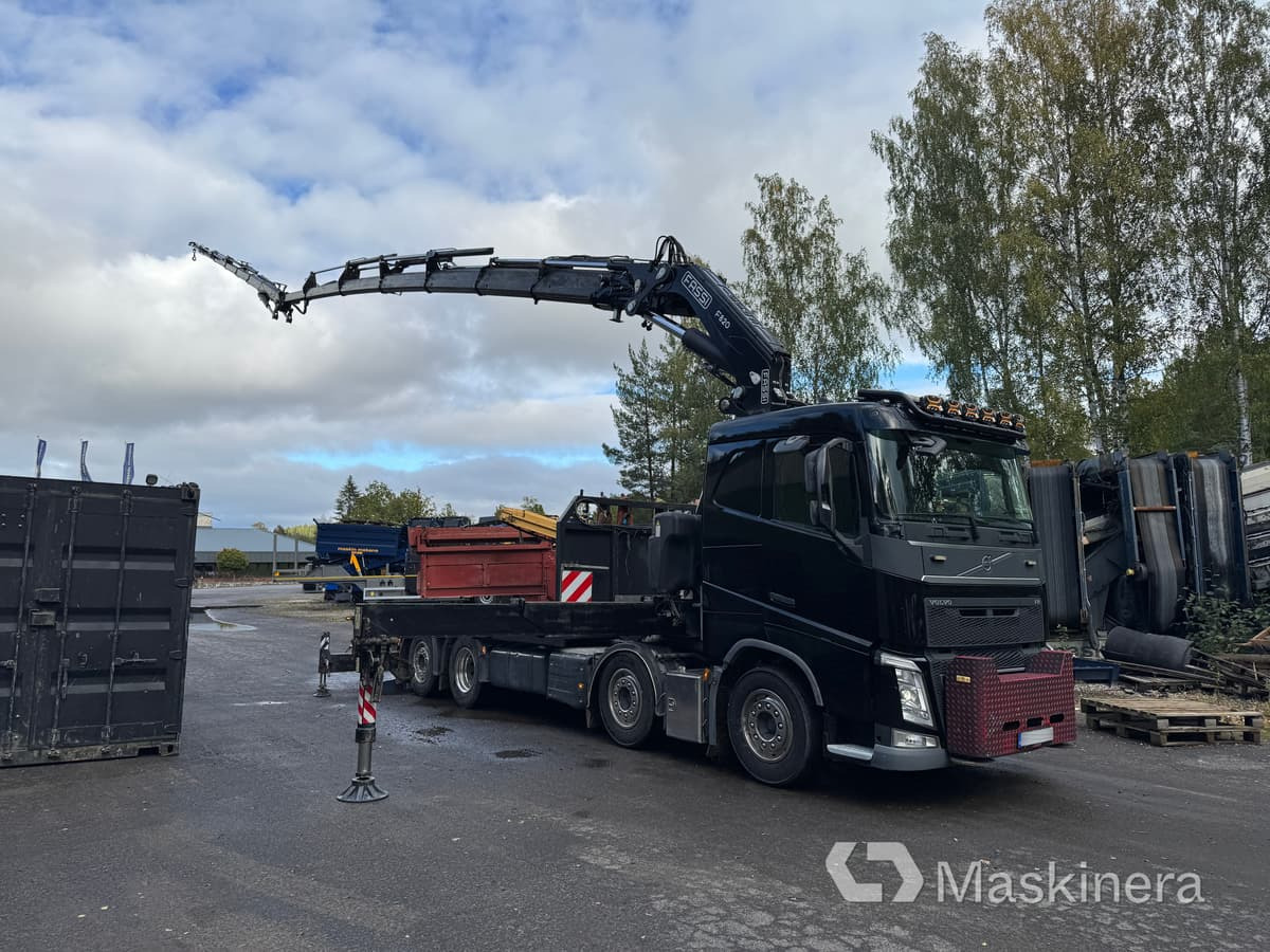 Bodbil Volvo FH 82F med Fassi F820 kran & jib - شاحنات مسطحة, شاحنة كرين: صور 3 Bodbil Volvo FH 82F med Fassi F820 kran & jib - شاحنات مسطحة, شاحنة كرين: صور 3