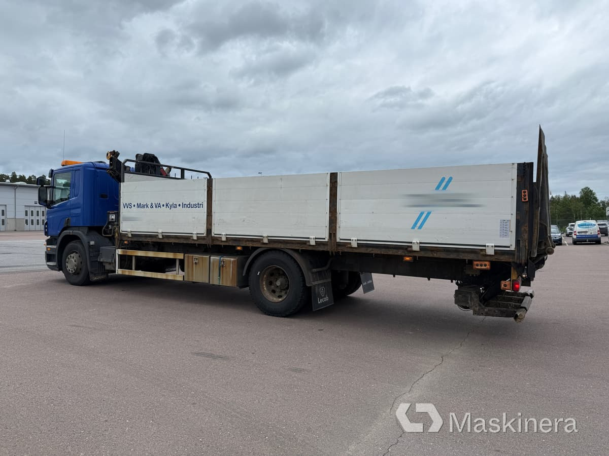 Brädgårdsbil med kran Scania P320 - شاحنات مسطحة, شاحنة كرين: صور 3 Brädgårdsbil med kran Scania P320 - شاحنات مسطحة, شاحنة كرين: صور 3