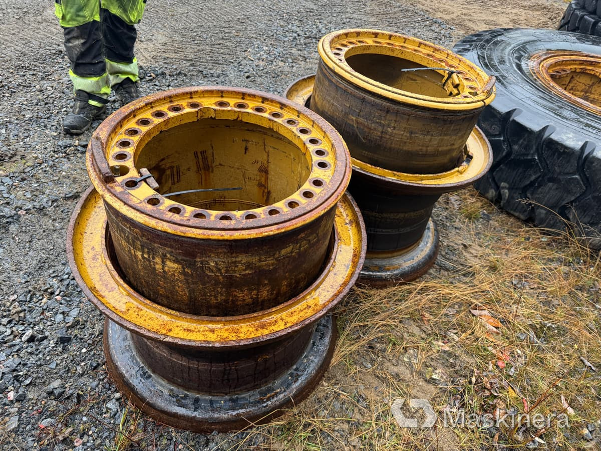 Fälgar, 25 tum - الجنوط - آلات البناء: صور 4 Fälgar, 25 tum - الجنوط - آلات البناء: صور 4