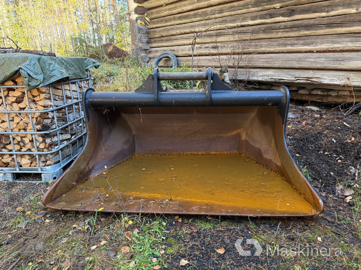 Götene RT 2000 HD Planeringsskopa Götene RT 2000 HD - بكت حفار: صور 2 Götene RT 2000 HD Planeringsskopa Götene RT 2000 HD - بكت حفار: صور 2