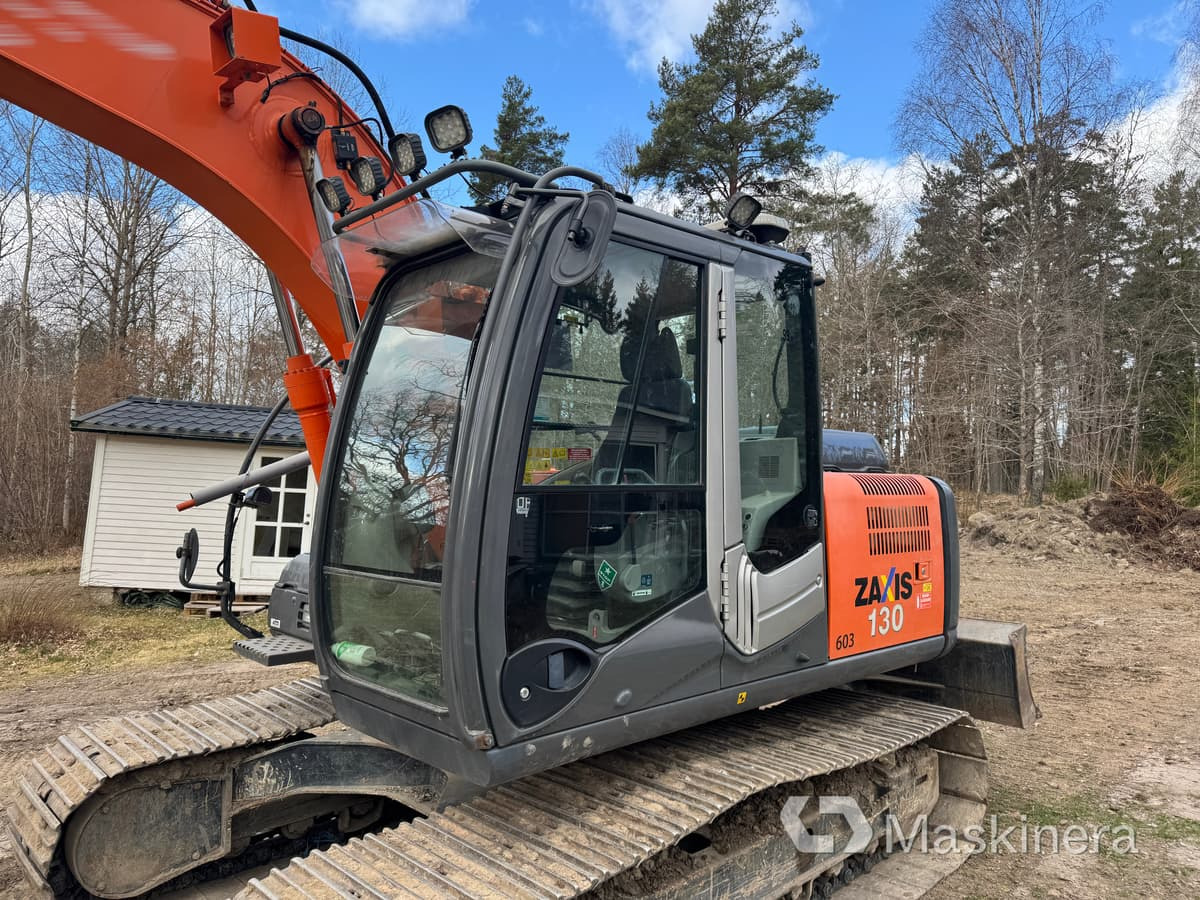 Grävmaskin Hitachi ZX130-3 إيجار Grävmaskin Hitachi ZX130-3: صور 11