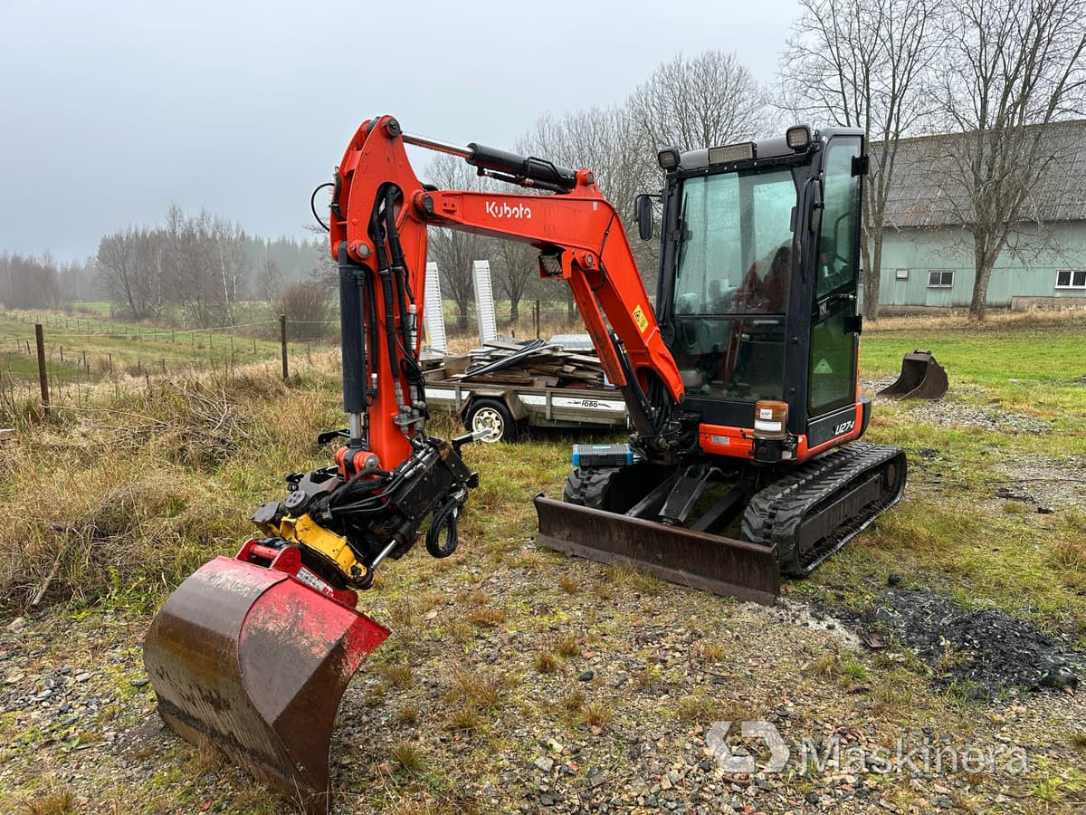 Grävmaskin Kubota U27-4 - حفارات زحافة: صور 1 Grävmaskin Kubota U27-4 - حفارات زحافة: صور 1