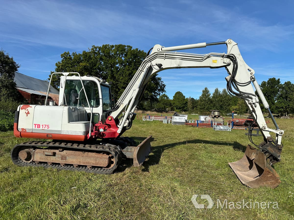 Grävmaskin Takeuchi TB175 - حفارات زحافة: صور 4 Grävmaskin Takeuchi TB175 - حفارات زحافة: صور 4
