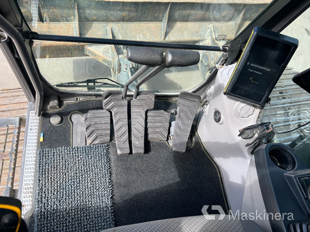 حفارات زحافة Grävmaskin Volvo EC140EL med 3 skopor: صور 41