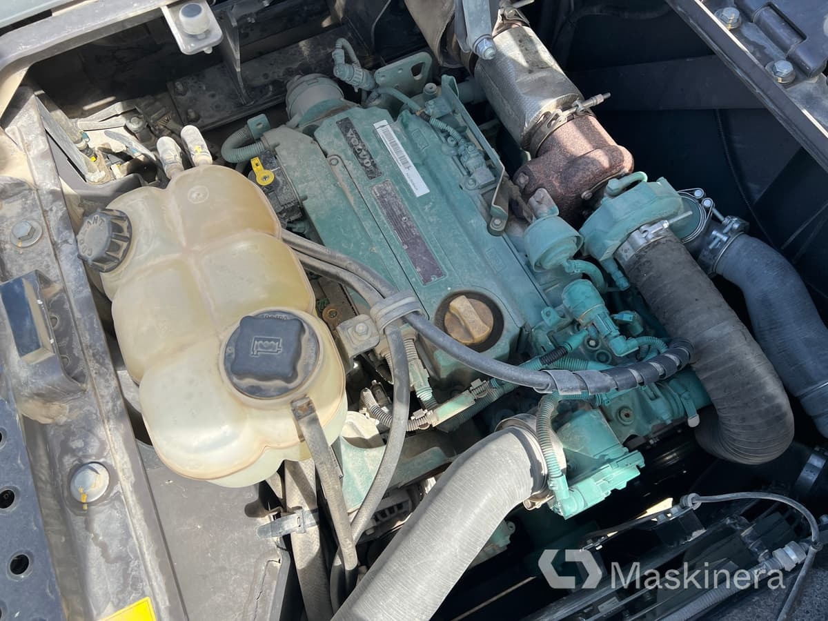 حفارات زحافة Grävmaskin Volvo EC140EL med 3 skopor: صور 37