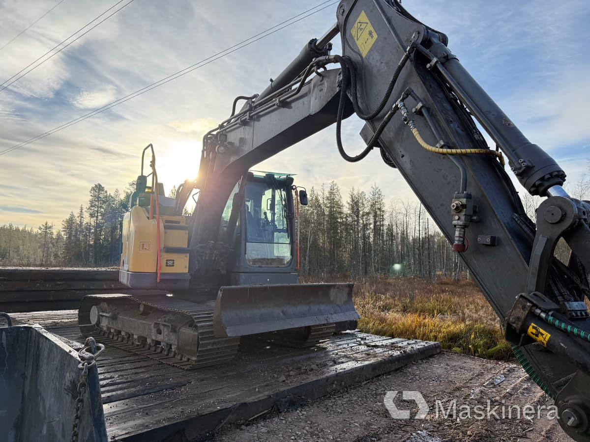 حفارات زحافة Grävmaskin Volvo ECR145EL: صور 9 حفارات زحافة Grävmaskin Volvo ECR145EL: صور 9