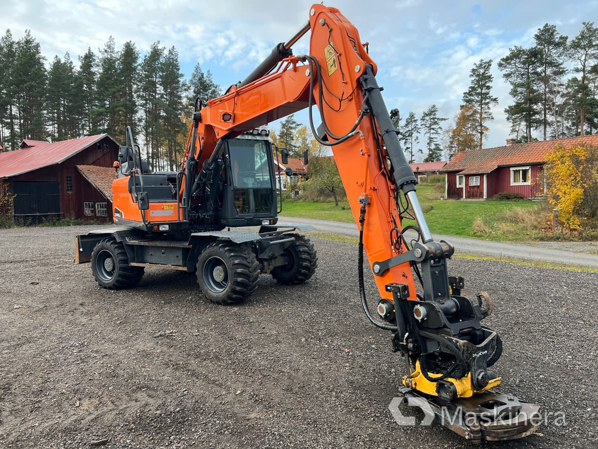 Hjulgrävare Doosan DX140-5 - حفارات زحافة: صور 3 Hjulgrävare Doosan DX140-5 - حفارات زحافة: صور 3