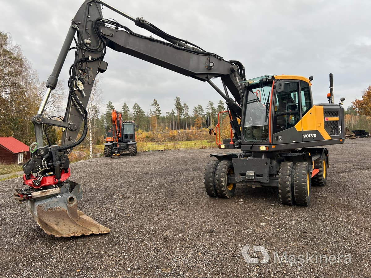 Hjulgrävare Volvo EW160E - حفارات زحافة: صور 1 Hjulgrävare Volvo EW160E - حفارات زحافة: صور 1