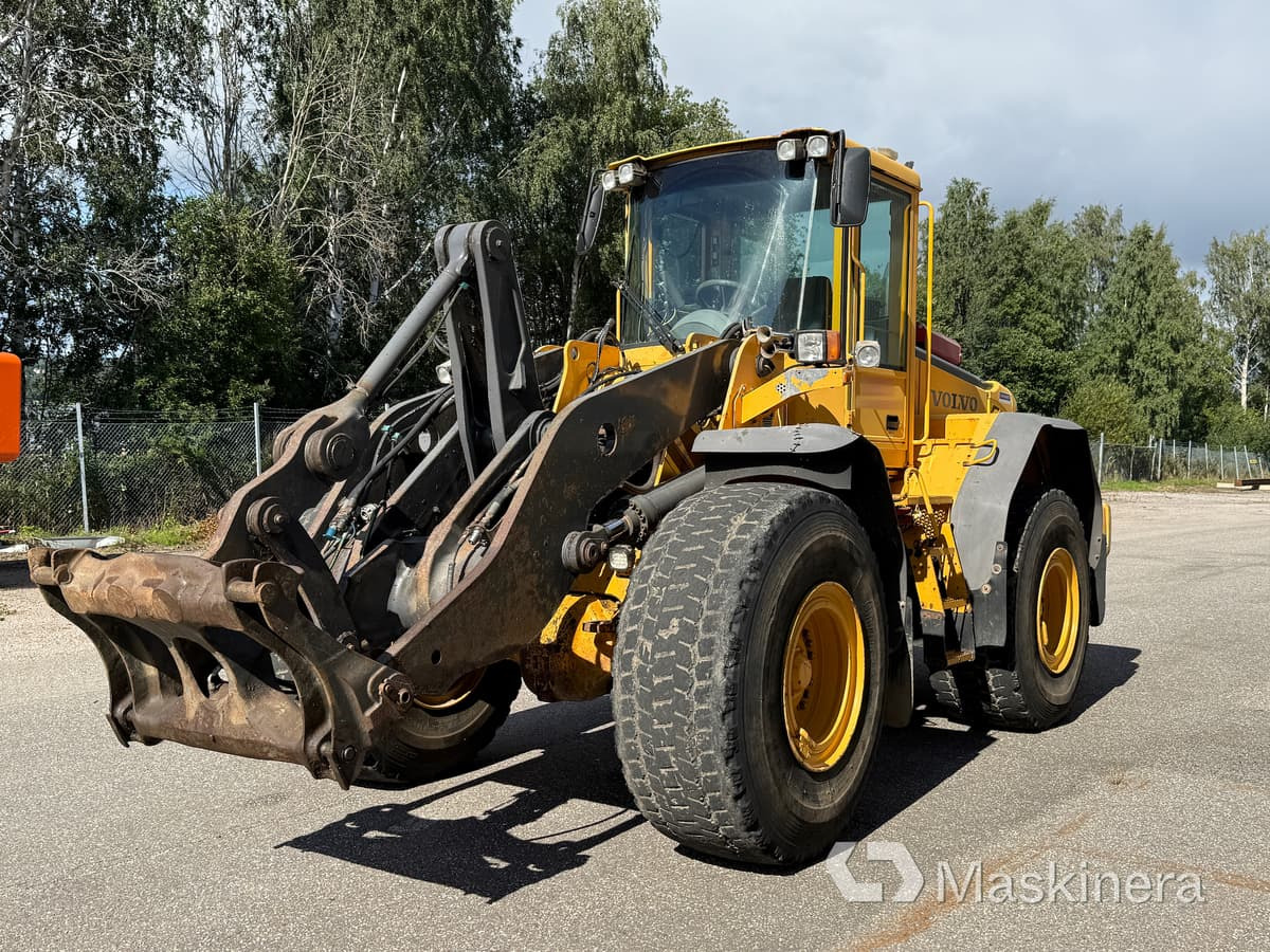 Hjullastare Volvo L120E - اللودر بعجل: صور 1 Hjullastare Volvo L120E - اللودر بعجل: صور 1