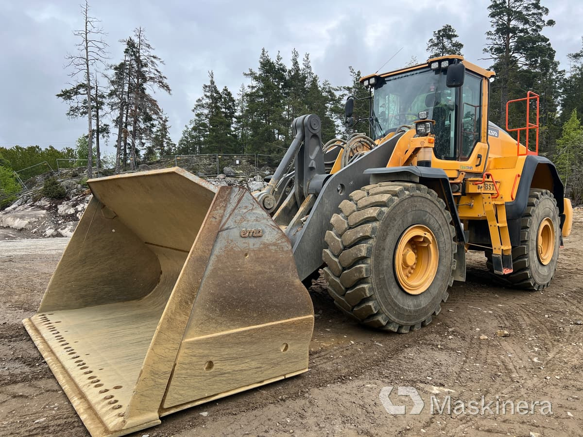 Hjullastare Volvo L180H - اللودر بعجل: صور 1 Hjullastare Volvo L180H - اللودر بعجل: صور 1