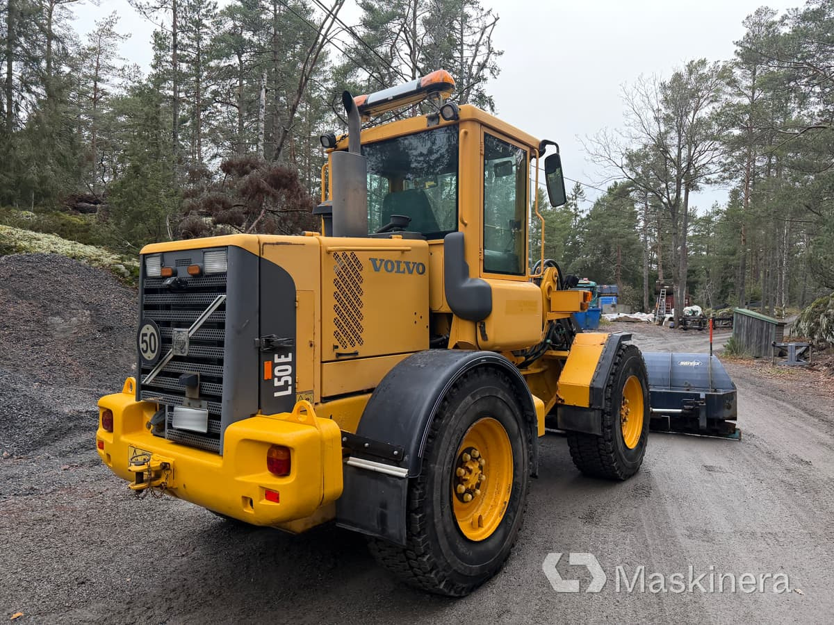Hjullastare Volvo L50E med tillbehör - اللودر بعجل: صور 5 Hjullastare Volvo L50E med tillbehör - اللودر بعجل: صور 5