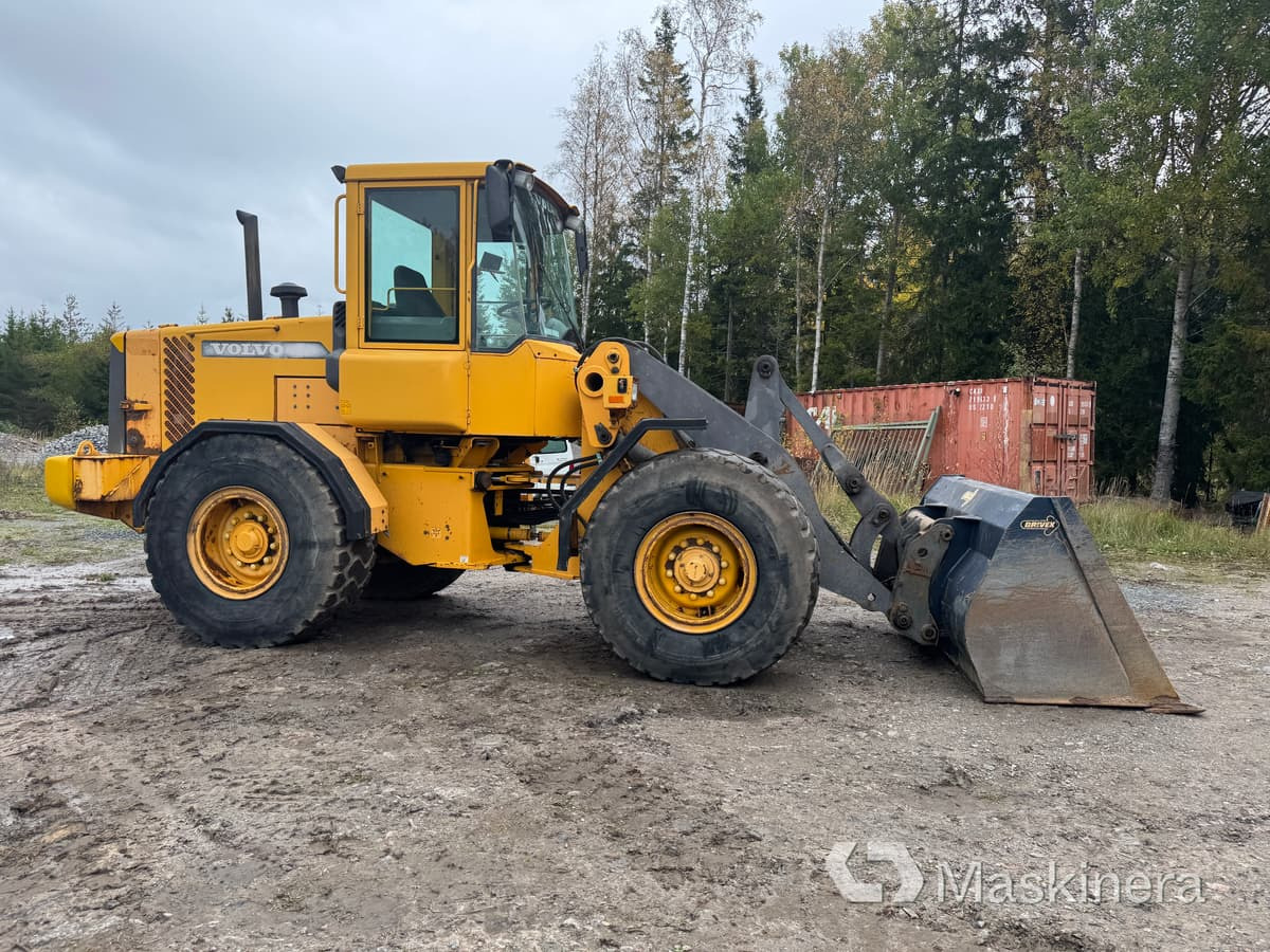 Hjullastare Volvo L70D - اللودر بعجل: صور 4 Hjullastare Volvo L70D - اللودر بعجل: صور 4