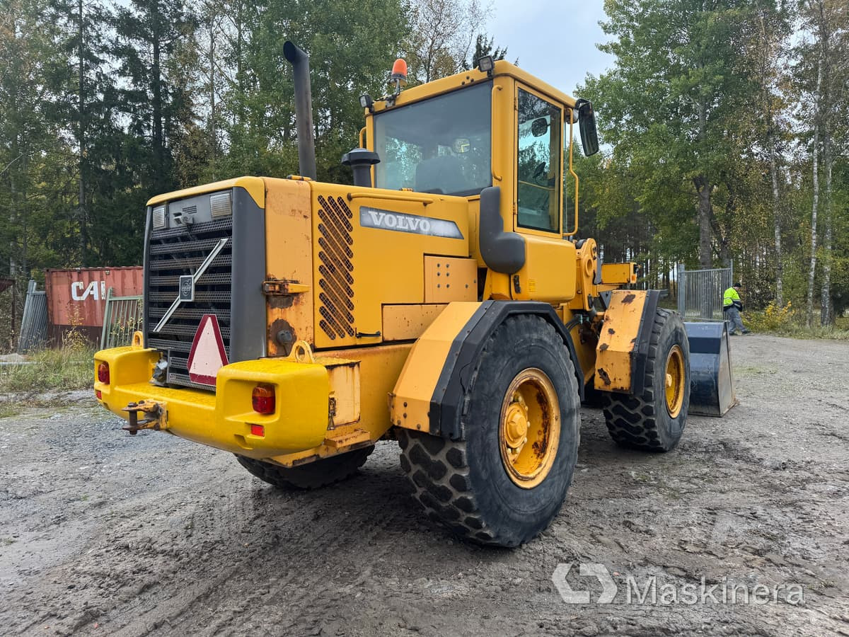 Hjullastare Volvo L70D - اللودر بعجل: صور 5 Hjullastare Volvo L70D - اللودر بعجل: صور 5