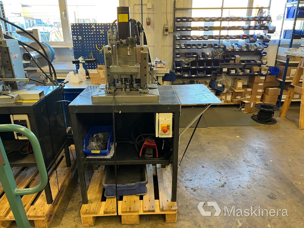 Hydraulisk press Santas Mekaniska DS88 - مكبس ثني: صور 1 Hydraulisk press Santas Mekaniska DS88 - مكبس ثني: صور 1