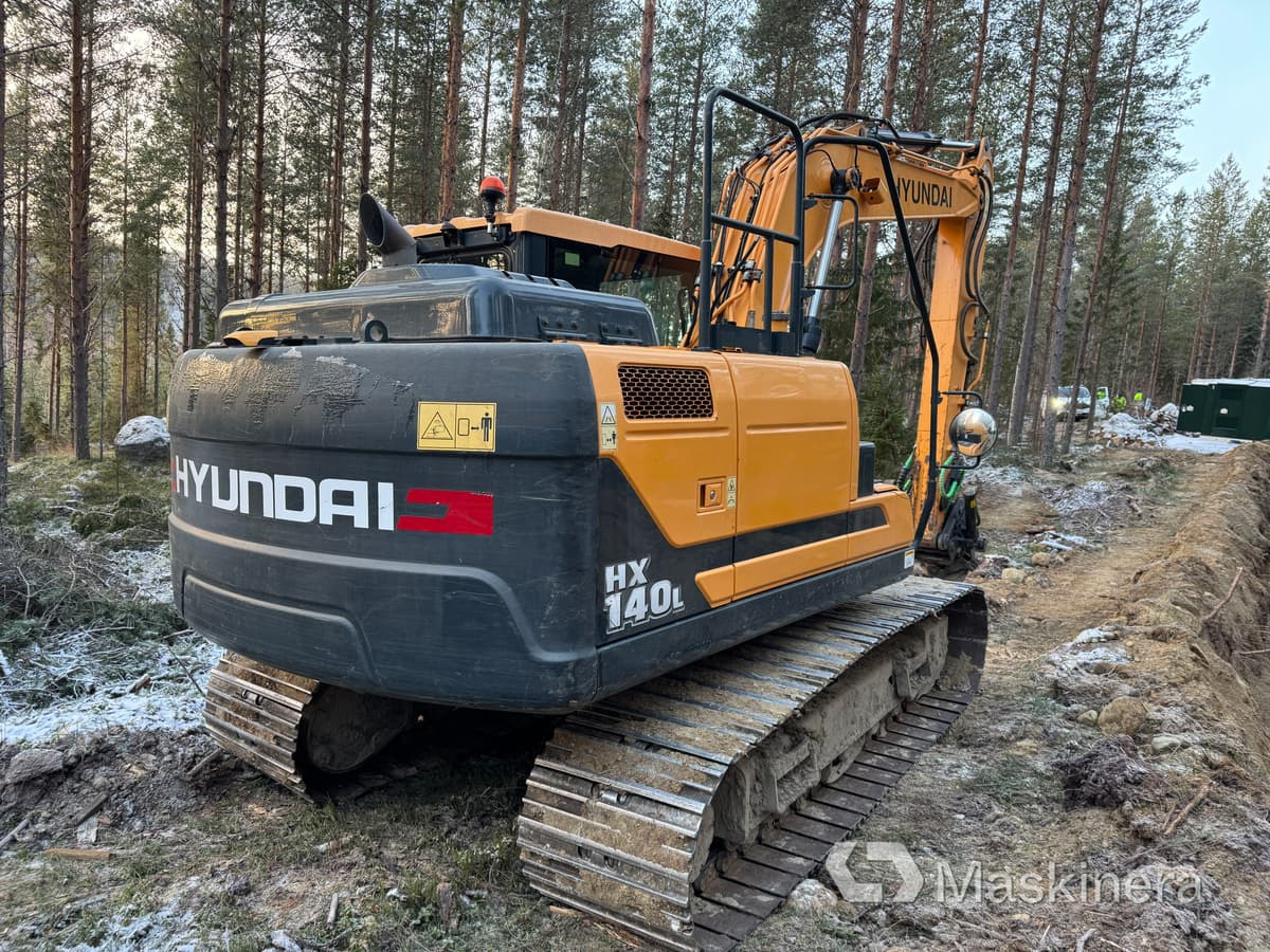 Hyundai HX 140 L Grävmaskin Hyundai HX140 L med tillbehör - حفارات زحافة: صور 5 Hyundai HX 140 L Grävmaskin Hyundai HX140 L med tillbehör - حفارات زحافة: صور 5