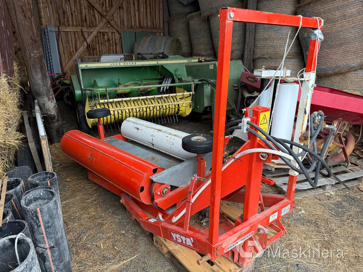Inplastare Ysta Bale wrap 1600 med sidospakar - معدة تغليف البالات: صور 1 Inplastare Ysta Bale wrap 1600 med sidospakar - معدة تغليف البالات: صور 1