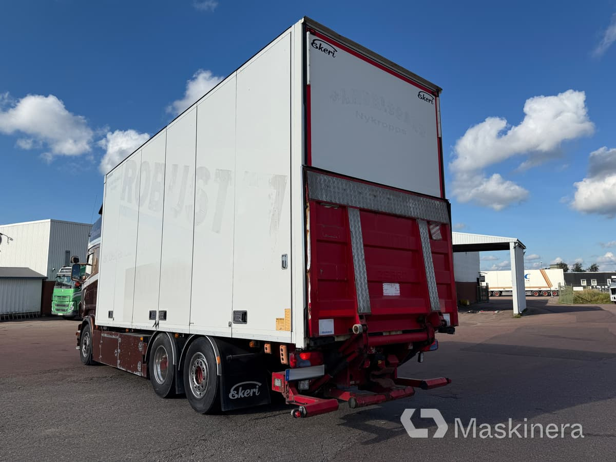 Scania R560 Skåpbil Scania R560 - بصندوق مغلق شاحنة: صور 3 Scania R560 Skåpbil Scania R560 - بصندوق مغلق شاحنة: صور 3