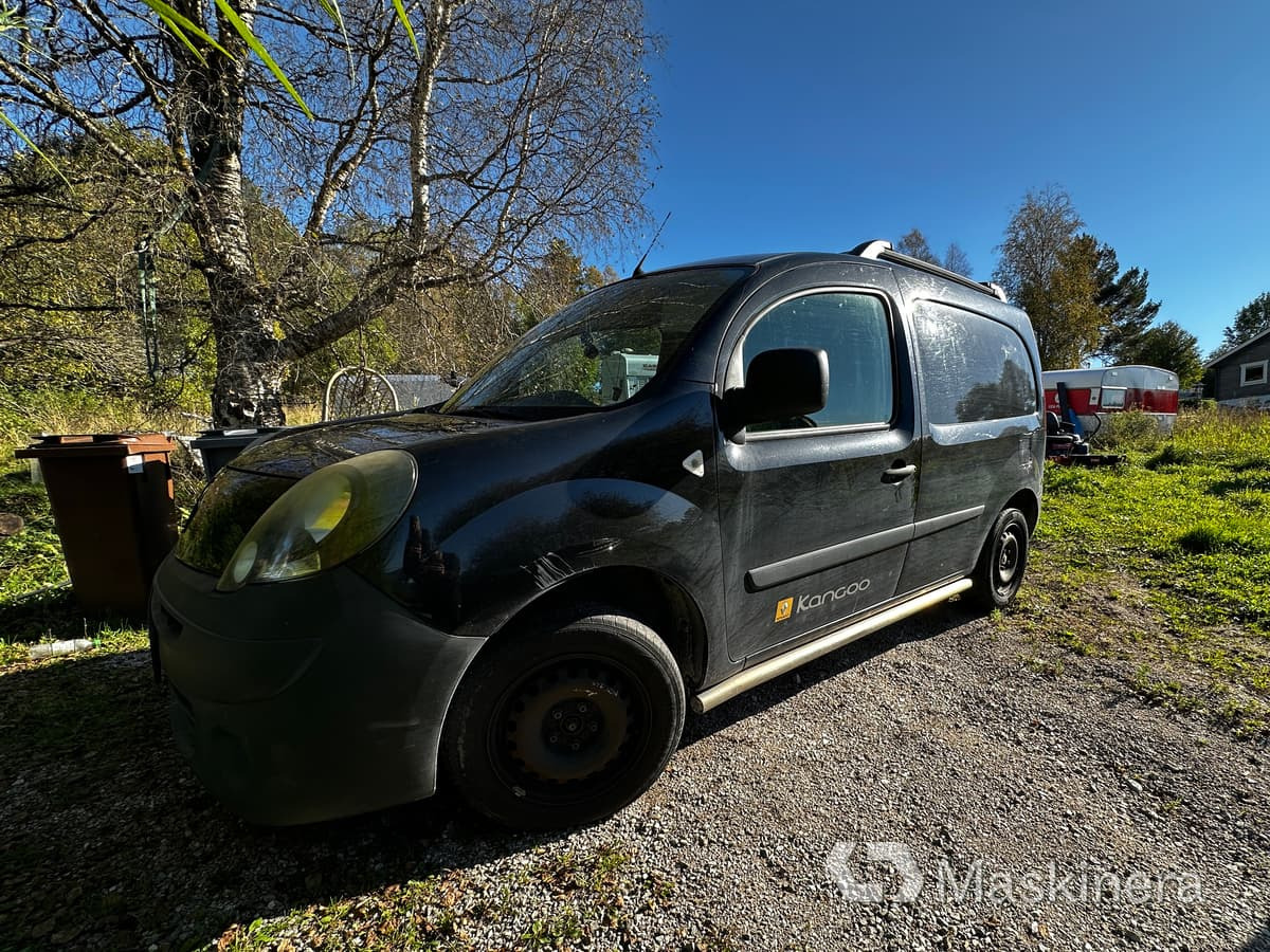 Skåpbil Renault Kangoo - فان المدمجة: صور 1 Skåpbil Renault Kangoo - فان المدمجة: صور 1