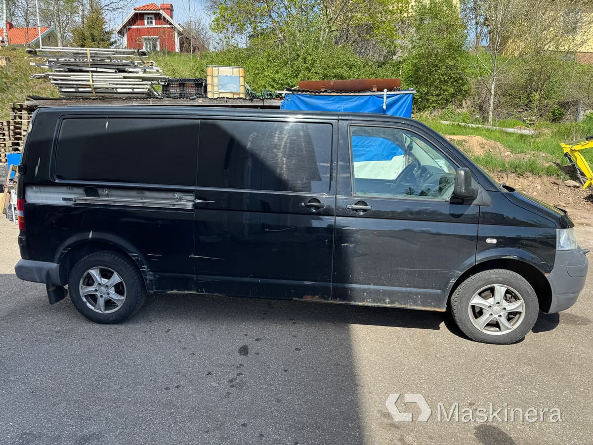 Skåpbil Volkswagen Transporter 2.5 TDI - فان المدمجة: صور 4 Skåpbil Volkswagen Transporter 2.5 TDI - فان المدمجة: صور 4