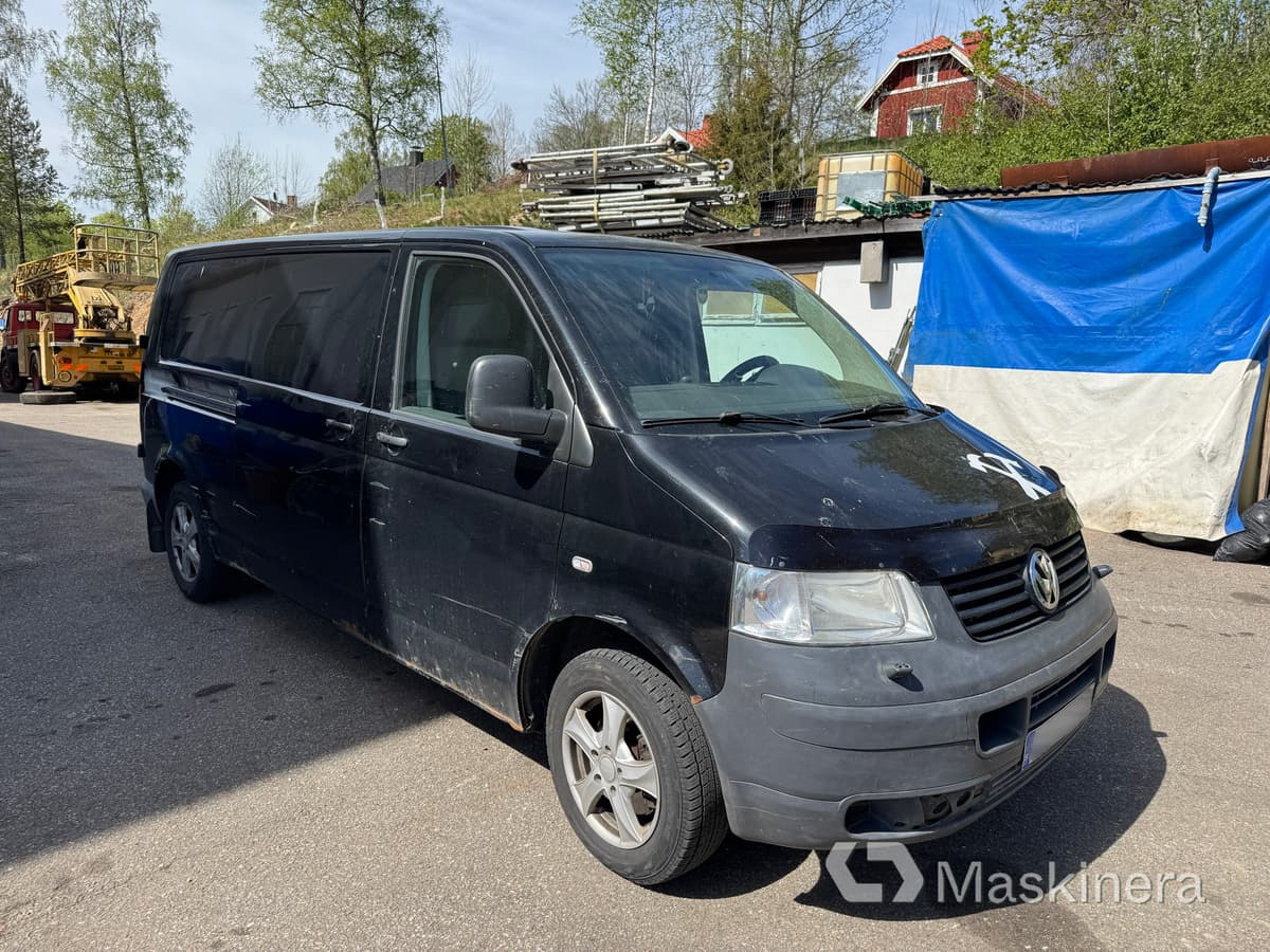 Skåpbil Volkswagen Transporter 2.5 TDI - فان المدمجة: صور 3 Skåpbil Volkswagen Transporter 2.5 TDI - فان المدمجة: صور 3