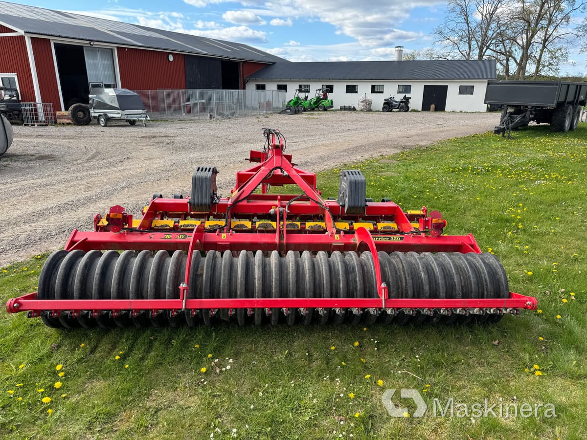 Tallrikskultivator Carrier Väderstad CR 350 - ال معدات حراثه: صور 4 Tallrikskultivator Carrier Väderstad CR 350 - ال معدات حراثه: صور 4