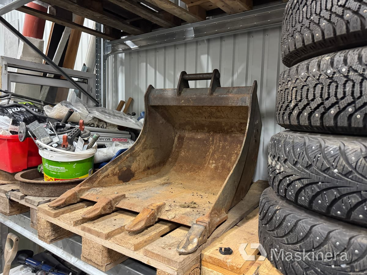 Tandad Grävskopa Götene G 230 S40 - بكت حفار: صور 1 Tandad Grävskopa Götene G 230 S40 - بكت حفار: صور 1