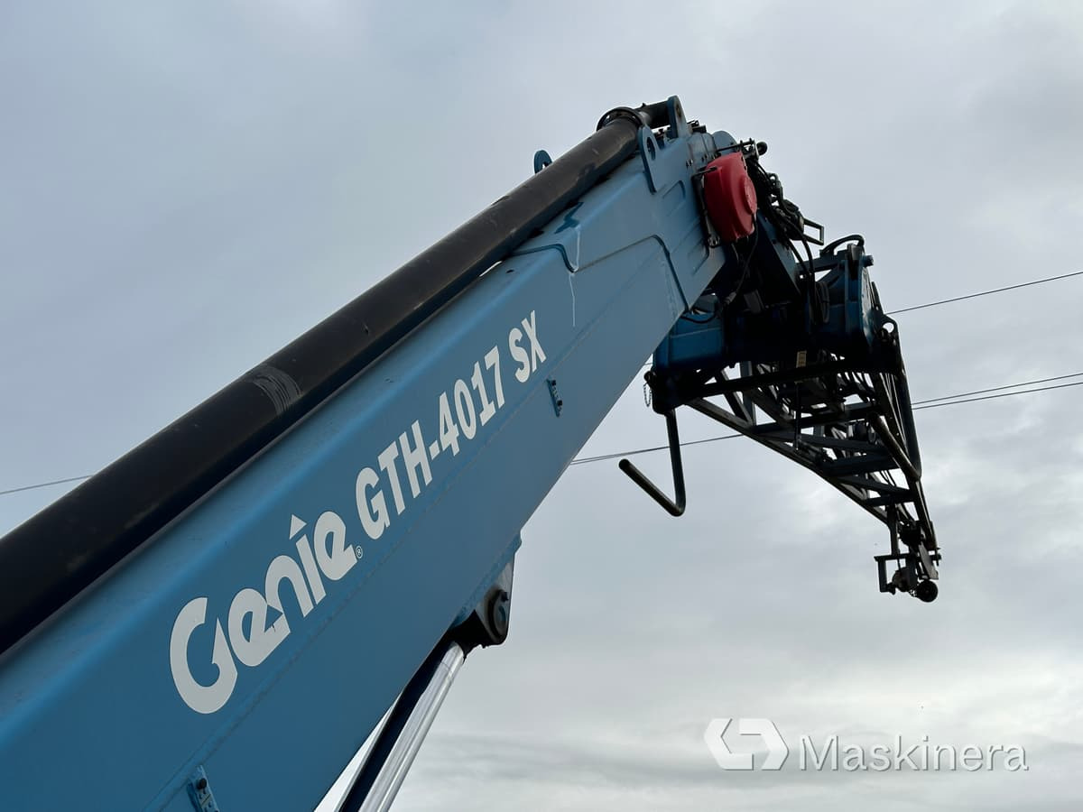 رافعة تلسكوبية Teleskoplastare Genie GTH 4017SX + redskap: صور 31 رافعة تلسكوبية Teleskoplastare Genie GTH 4017SX + redskap: صور 31