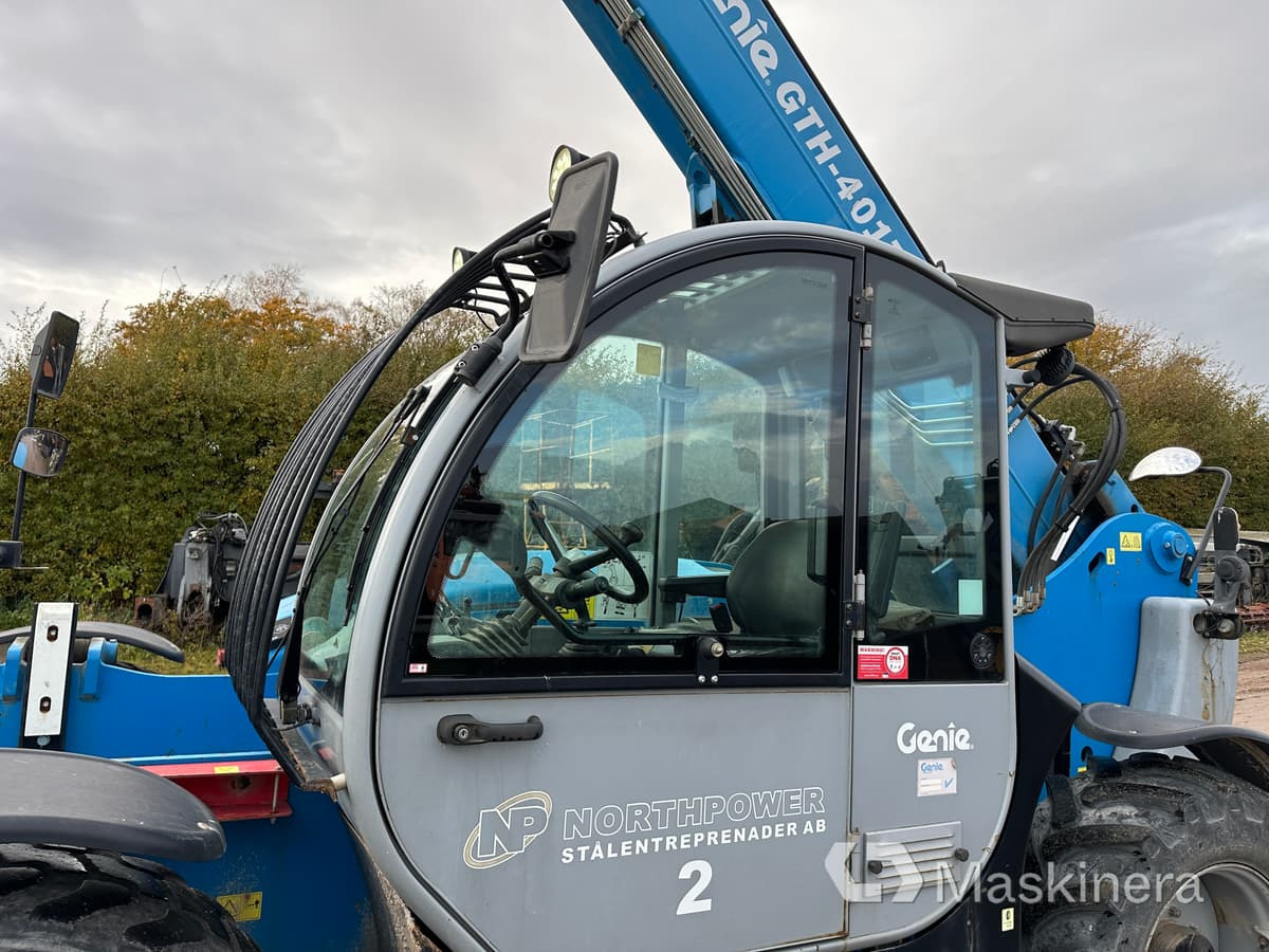 رافعة تلسكوبية Teleskoplastare Genie GTH 4017SX + redskap: صور 14 رافعة تلسكوبية Teleskoplastare Genie GTH 4017SX + redskap: صور 14