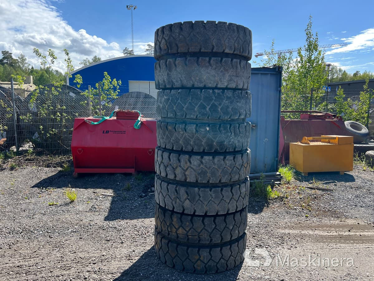 Trelleborg 10.00-20 NHS Däck med fälg Dubbelmontage Trelleborg 10.00-20 - عجلات: صور 3 Trelleborg 10.00-20 NHS Däck med fälg Dubbelmontage Trelleborg 10.00-20 - عجلات: صور 3