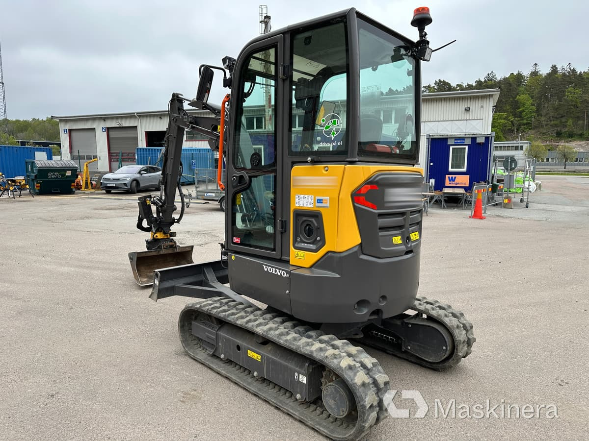 Volvo JECR25D Electric Grävmaskin Volvo ECR25 Electric - حفارات زحافة: صور 3 Volvo JECR25D Electric Grävmaskin Volvo ECR25 Electric - حفارات زحافة: صور 3