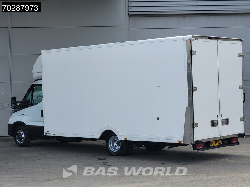 Iveco 35C14 Automaat Luchtvering 530cm lang! Verkoopwagen Bakwagen Airco Cruise Camera Euro6 Meubelbak Plancher Foodtruck Paardenwagen 30m3 - الشاحنات الصغيرة صندوق مغلق: صور 2 Iveco 35C14 Automaat Luchtvering 530cm lang! Verkoopwagen Bakwagen Airco Cruise Camera Euro6 Meubelbak Plancher Foodtruck Paardenwagen 30m3 - الشاحنات الصغيرة صندوق مغلق: صور 2