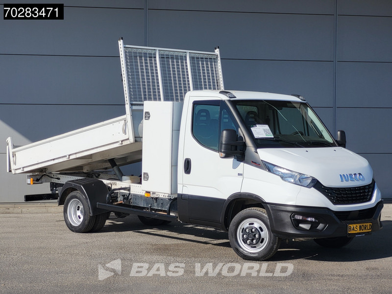 Iveco Daily 35C16 3.0L Kipper met Kist Dubbellucht 3,5t Trekhaak Airco Cruise Euro6 Tipper Benne Kieper 2m3 Airco Trekhaak Cruise control - قلاب صغير: صور 3 Iveco Daily 35C16 3.0L Kipper met Kist Dubbellucht 3,5t Trekhaak Airco Cruise Euro6 Tipper Benne Kieper 2m3 Airco Trekhaak Cruise control - قلاب صغير: صور 3