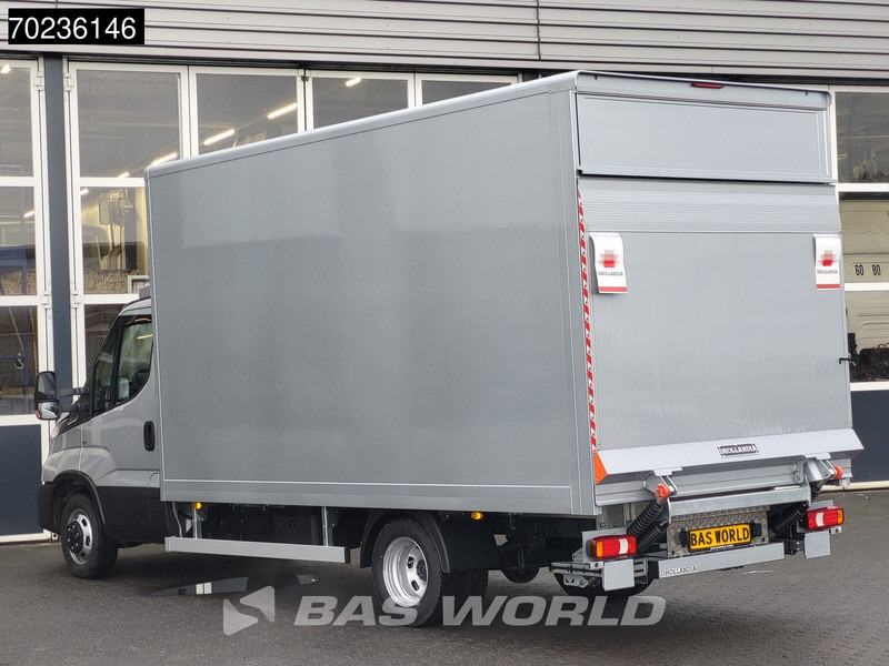 Iveco Daily 35C18 2025 MODEL Automaat 1000kg Laadklep ACC Navi Airco Zijdeur Bakwagen Meubelbak Koffer 22m3 Airco - الشاحنات الصغيرة صندوق مغلق: صور 2 Iveco Daily 35C18 2025 MODEL Automaat 1000kg Laadklep ACC Navi Airco Zijdeur Bakwagen Meubelbak Koffer 22m3 Airco - الشاحنات الصغيرة صندوق مغلق: صور 2