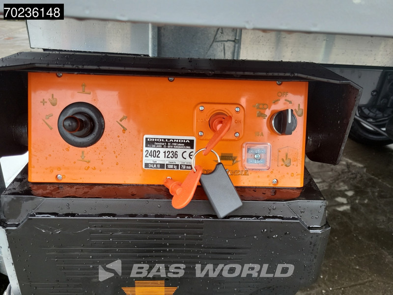 Iveco Daily 35C18 2025 MODEL Automaat 1000kg Laadklep ACC Navi Airco Zijdeur Bakwagen Meubelbak Koffer Airco إيجار Iveco Daily 35C18 2025 MODEL Automaat 1000kg Laadklep ACC Navi Airco Zijdeur Bakwagen Meubelbak Koffer Airco: صور 10