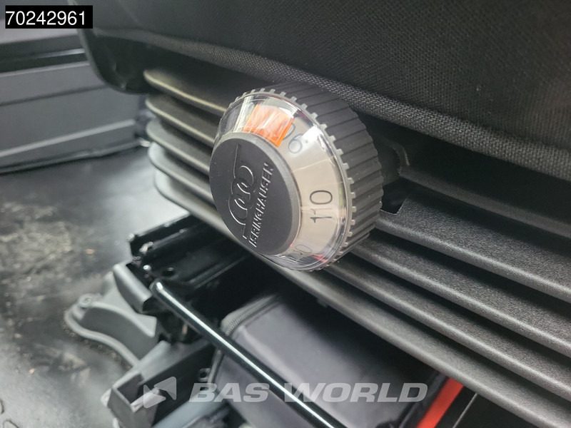 Iveco Daily 35C18 3.0L Automaat 180PK 2025-model Dubbel Cabine Open laadbak Navi ACC LED 3,5T Trekvermogen Euro6 Pritsche Pickup Airco Dubbe إيجار Iveco Daily 35C18 3.0L Automaat 180PK 2025-model Dubbel Cabine Open laadbak Navi ACC LED 3,5T Trekvermogen Euro6 Pritsche Pickup Airco Dubbe: صور 19 Iveco Daily 35C18 3.0L Automaat 180PK 2025-model Dubbel Cabine Open laadbak Navi ACC LED 3,5T Trekvermogen Euro6 Pritsche Pickup Airco Dubbe إيجار Iveco Daily 35C18 3.0L Automaat 180PK 2025-model Dubbel Cabine Open laadbak Navi ACC LED 3,5T Trekvermogen Euro6 Pritsche Pickup Airco Dubbe: صور 19