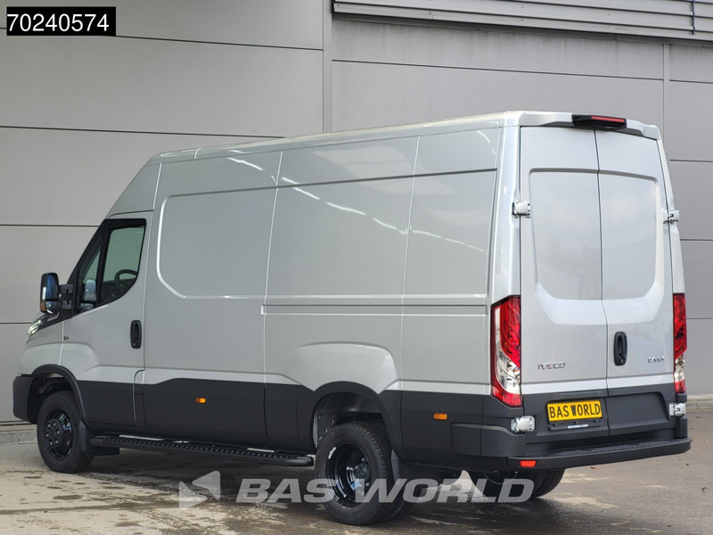 Iveco Daily 35C18 3.0L Black Edition Automaat 180PK L2H2 Dubbellucht 3,5t Trekgewicht ACC LED Navi Camera Parkeersensoren Euro6 L2 12m3 Airc - فان: صور 2 Iveco Daily 35C18 3.0L Black Edition Automaat 180PK L2H2 Dubbellucht 3,5t Trekgewicht ACC LED Navi Camera Parkeersensoren Euro6 L2 12m3 Airc - فان: صور 2