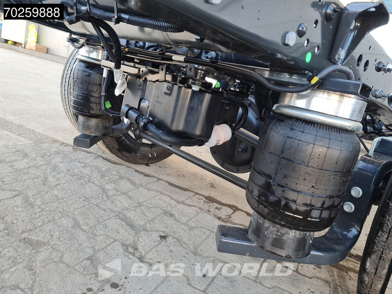 Iveco Daily 35C18 Automaat Luchtvering Zijdeur Laadklep Bakwagen Navi LED Koffer Gesloten laadbak Bakwagen 22m3 Airco Cruise control - الشاحنات الصغيرة صندوق مغلق: صور 5 Iveco Daily 35C18 Automaat Luchtvering Zijdeur Laadklep Bakwagen Navi LED Koffer Gesloten laadbak Bakwagen 22m3 Airco Cruise control - الشاحنات الصغيرة صندوق مغلق: صور 5