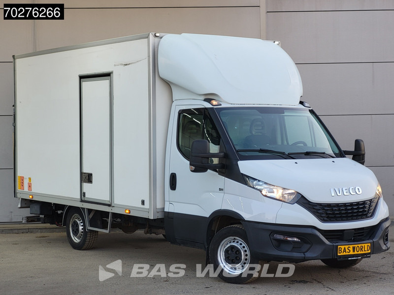 Iveco Daily 35S14 Automaat Laadklep Bakwagen Zijdeur Airco Cruise Meubelbak Koffer Airco Cruise control - الشاحنات الصغيرة صندوق مغلق: صور 3 Iveco Daily 35S14 Automaat Laadklep Bakwagen Zijdeur Airco Cruise Meubelbak Koffer Airco Cruise control - الشاحنات الصغيرة صندوق مغلق: صور 3