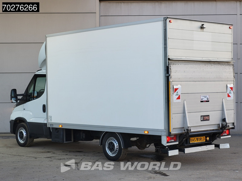 Iveco Daily 35S14 Automaat Laadklep Zijdeur Bakwagen 140PK Airco Cruise Camera Euro6 Meubelbak Koffer Airco Cruise control - الشاحنات الصغيرة صندوق مغلق: صور 2 Iveco Daily 35S14 Automaat Laadklep Zijdeur Bakwagen 140PK Airco Cruise Camera Euro6 Meubelbak Koffer Airco Cruise control - الشاحنات الصغيرة صندوق مغلق: صور 2