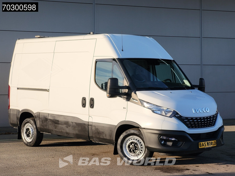 Iveco Daily 35S16 Automaat L2H2 3,5t Trekhaak Navi Airco Cruise Camera Standkachel Euro6 L2 Airco Trekhaak - فان: صور 5 Iveco Daily 35S16 Automaat L2H2 3,5t Trekhaak Navi Airco Cruise Camera Standkachel Euro6 L2 Airco Trekhaak - فان: صور 5