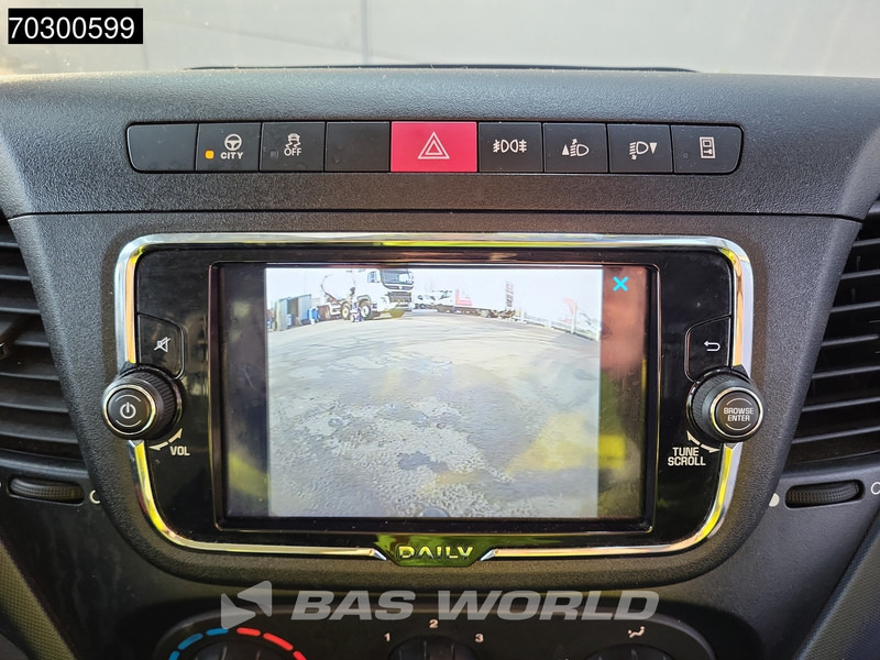 Iveco Daily 35S16 Automaat Open Laadbak 3,5t Trekhaak ACC Airco Camera Euro6 Pritsche Pickup Open Box Airco Trekhaak إيجار Iveco Daily 35S16 Automaat Open Laadbak 3,5t Trekhaak ACC Airco Camera Euro6 Pritsche Pickup Open Box Airco Trekhaak: صور 16